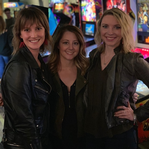 Meet your Posher, Amber - Picture 1 of 1